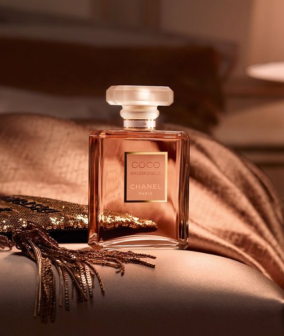 Coco Mademoiselle – Bold Elegance, Timeless Charm